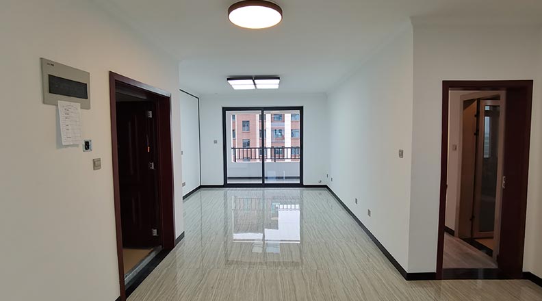 息县高中芳香家园室内精装建